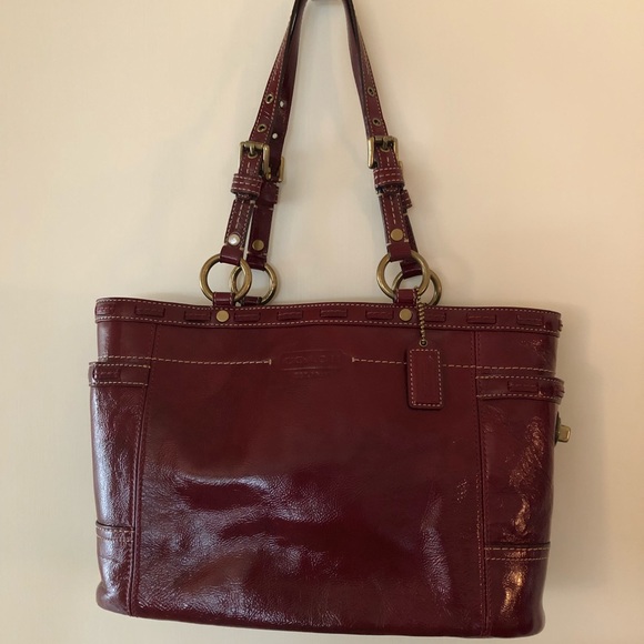 Coach Handbags - Coach tote